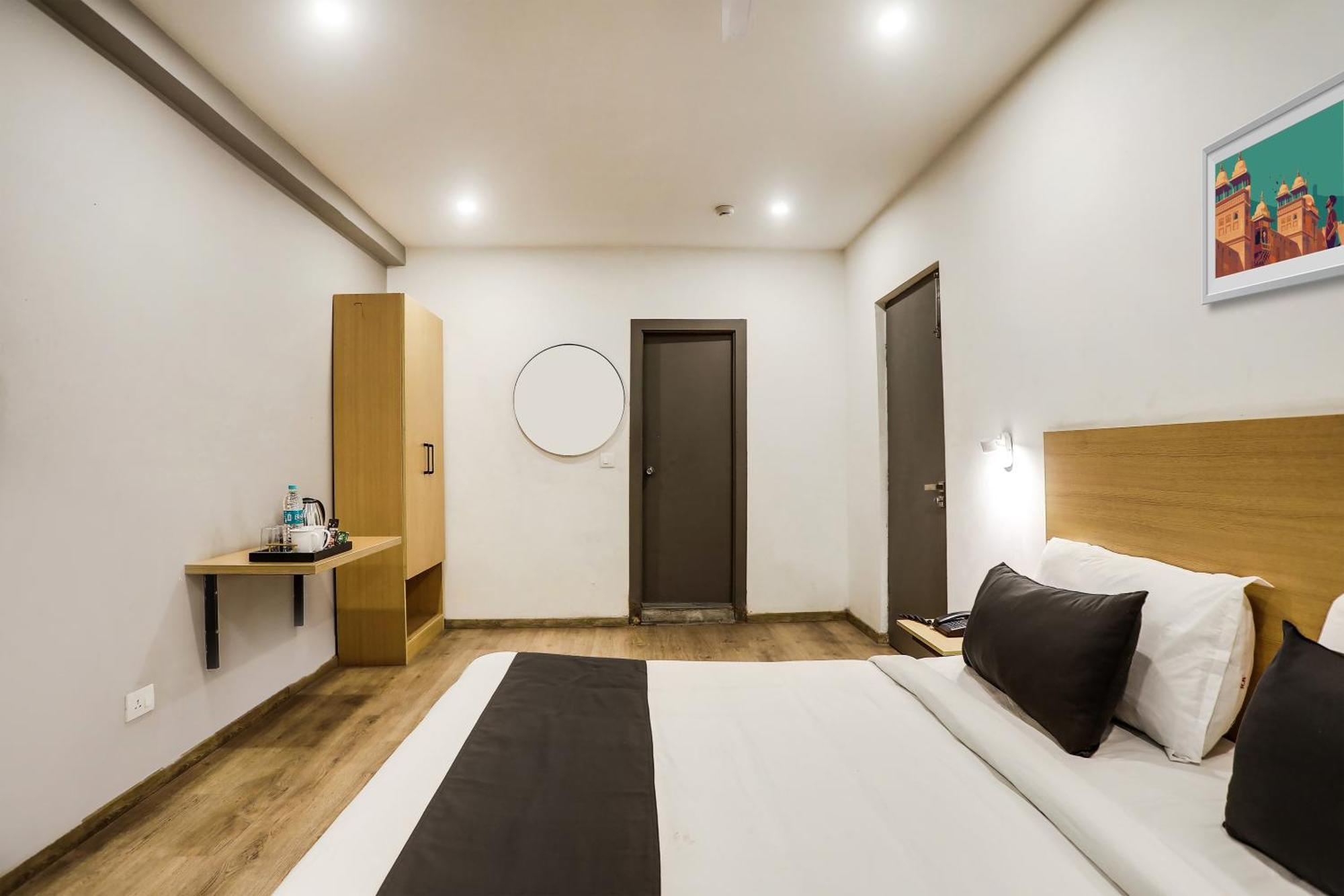 Townhouse Rajdhani Residency Sururnagar Exterior foto